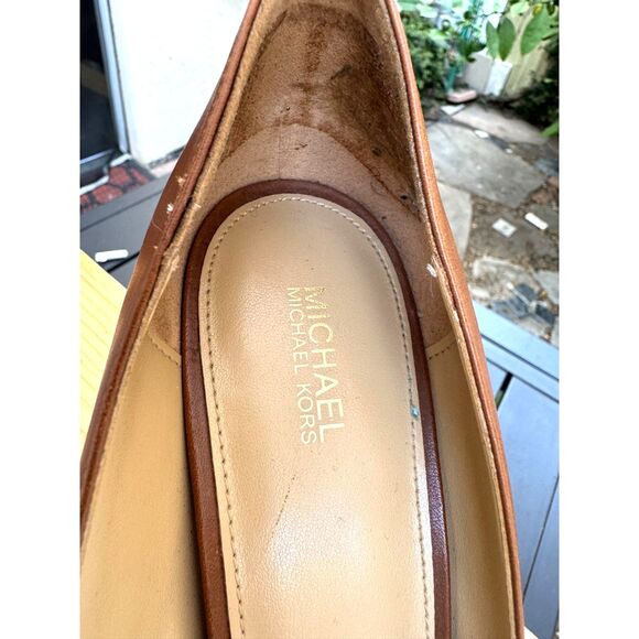 Michael Kors Milly Luggage Tan Leather Pointed Toe Flex Pumps Heels Size 9.5 - Picture 11 of 16
